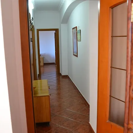 5 Bedrooms In * Vlore